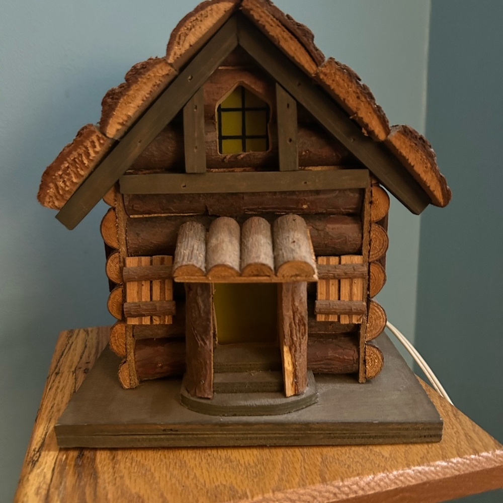 Wooden Log Cabin Decor Lamp / Nightlight